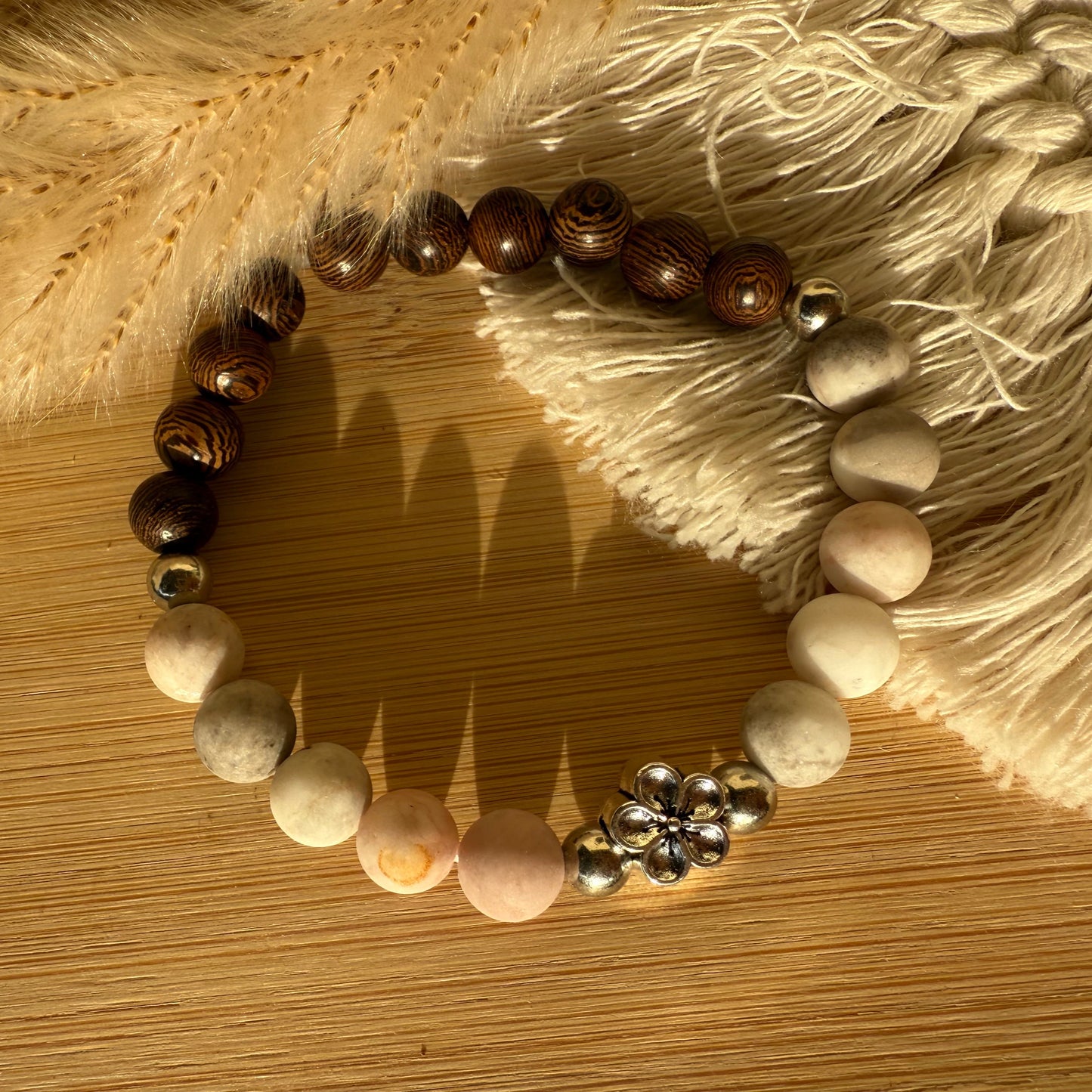 🌸 Earth & Grace – Zebra Jaspis & Holz