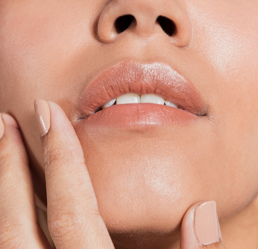 Lippenbalsam mit ätherischen Ölen